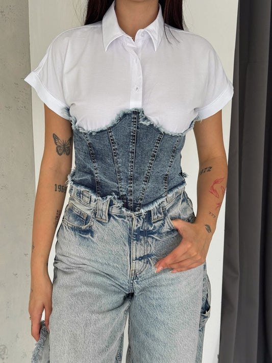 Wit cropt overhemd met denim corset