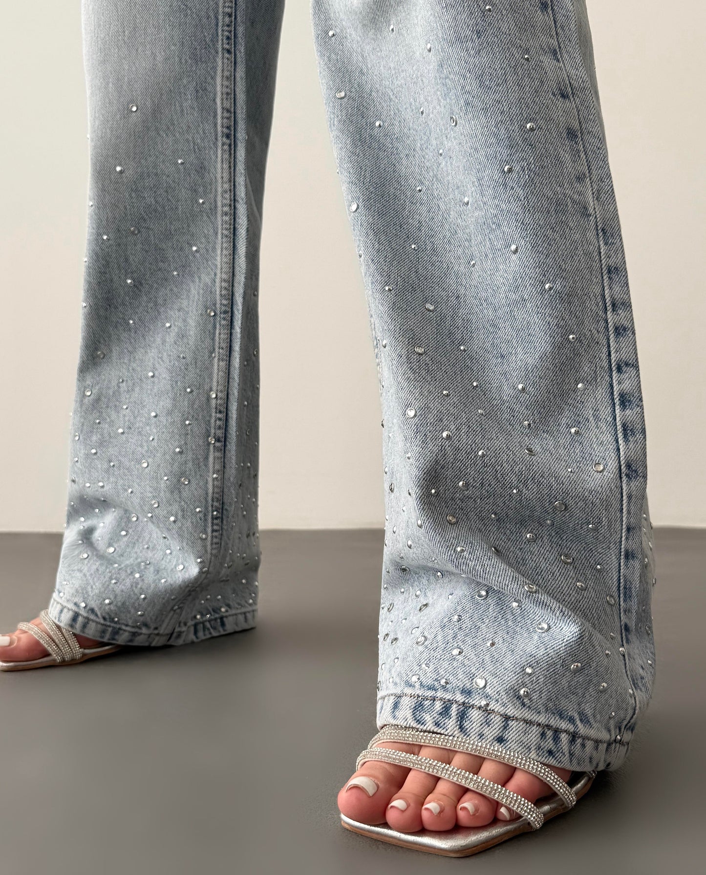 Denim jeans met steentjes