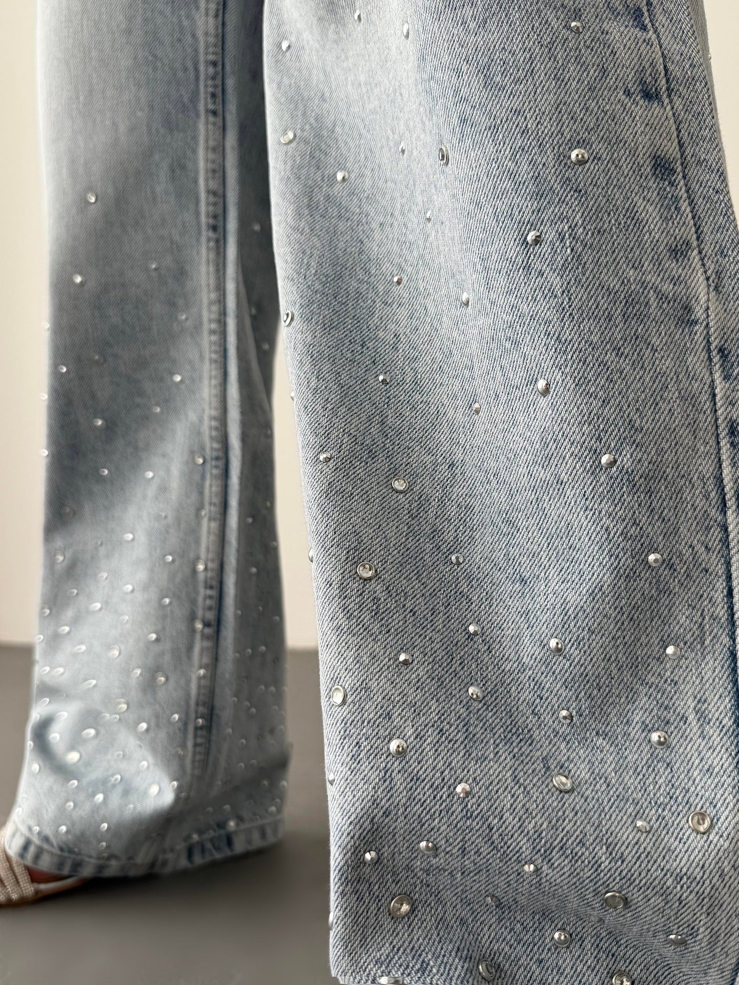 Denim jeans met steentjes