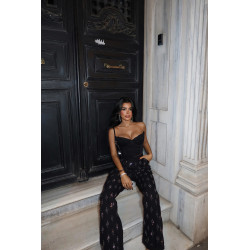 Zwarte broek met hoge taille en steendetail