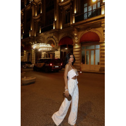 Witte broek met hoge taille en steendetail