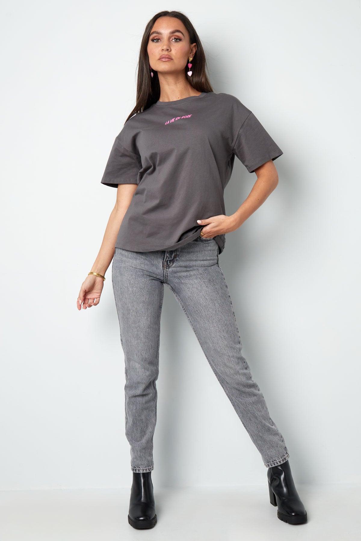 T-Shirt donker grijs met print