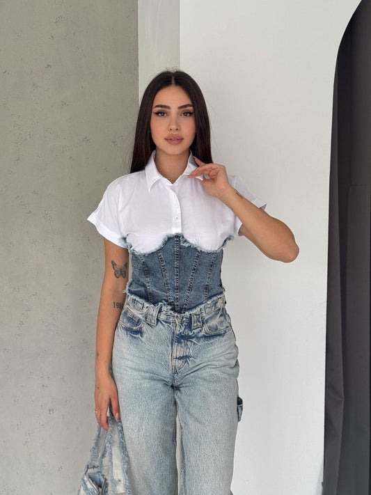 Wit cropt overhemd met denim corset